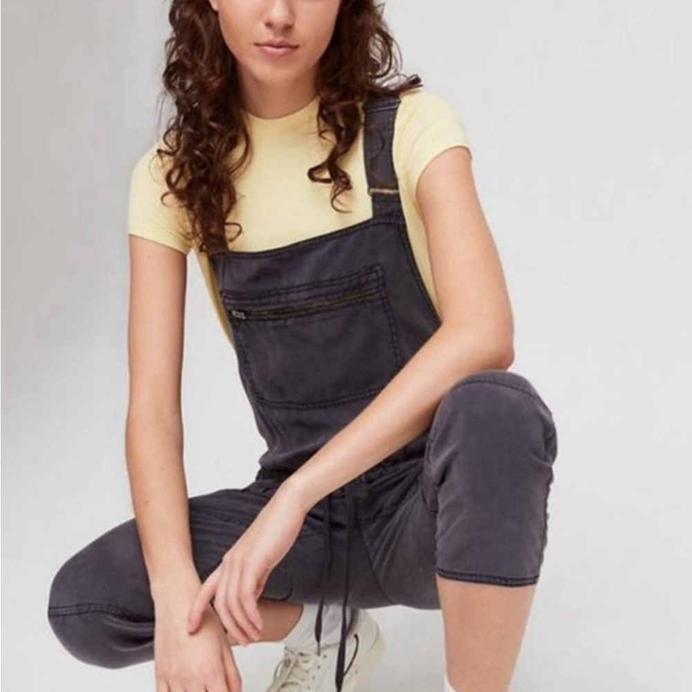Aritzia Wilfred Free Valletta Cropped Twill Overalls